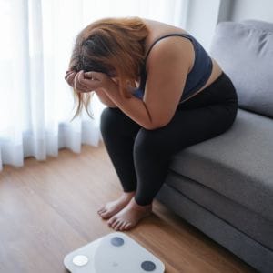 Por que tem gente que come pouco e não emagrece?